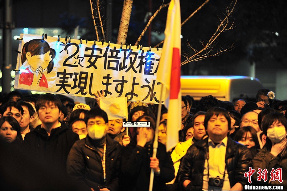 1215ԺѡͶƱǰһ죬μӴѡ12ļս˶һ춫ĸվܼչŸ˵ 158ʱڶҶԭվδѡѡս˵ȴģ쳹ȫźͳƬձ졣3ǧڵΪͣʾһսִΪ״̬ձͼΪݽʱϣٴεӵˡ緢 Ƚ 