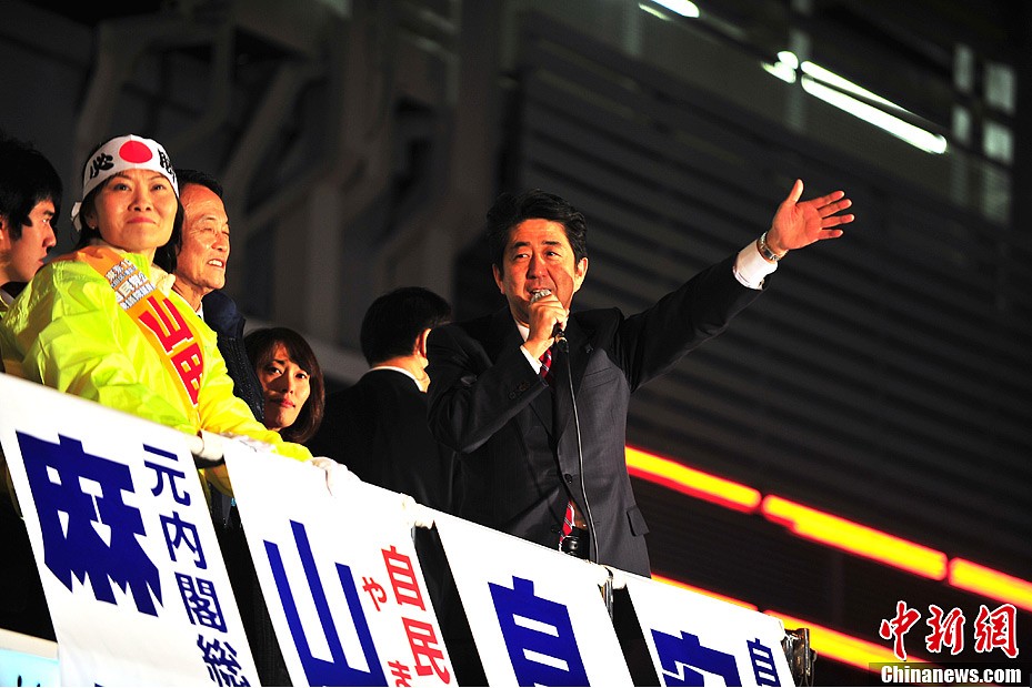 1215ԺѡͶƱǰһ죬μӴѡ12ļս˶һ춫ĸվܼչŸ˵ 158ʱڶҶԭվδѡѡս˵ȴģ쳹ȫźͳƬձ졣3ǧڵΪͣʾһսִΪ״̬ձͼΪݽеİ緢 Ƚ 