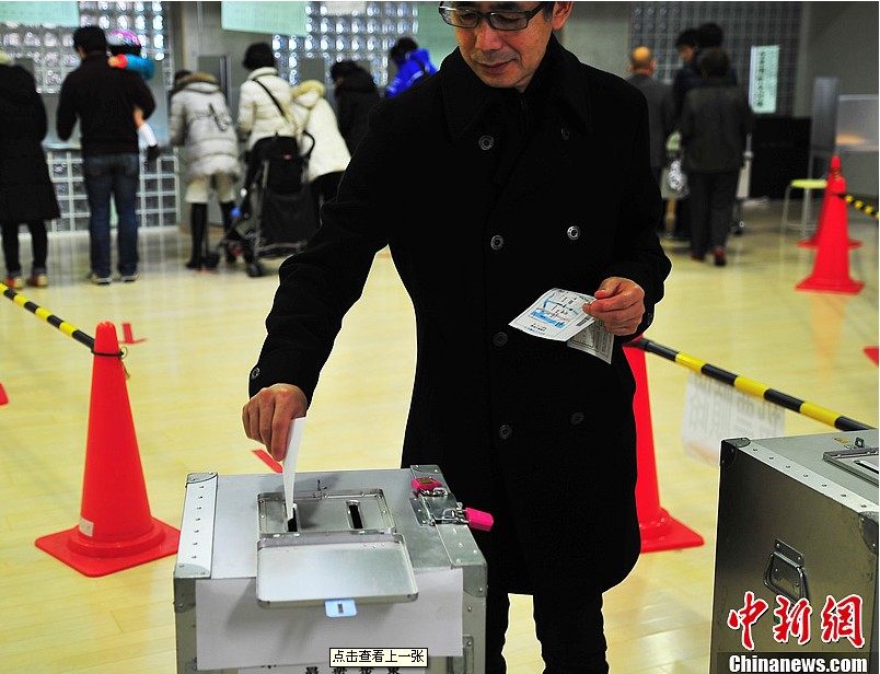 12167㿪ʼ46ԺѡձͶƱĻձȫ49,214ͶƱվֵ⣬ͶƱվ78ѡͶƱĵ8㿪ʼƱȫ300Сѡ11180ϯܷ1504ѡ480ϯԤ17賿ȷȫϯĹͼΪСѧͶƱͶƱֳ緢 Ƚ 