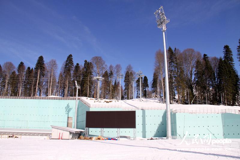  ����������ɽ��ѩ�붬�������������� 