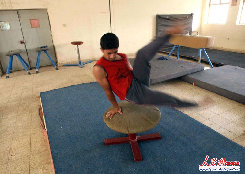 ����ʱ��2009��7��12�գ��������ϲ����п�������������������������ѵ��������ϰ��١�(ͼƬ��Դ������IC ��Ȩ���У����ñؾ�)