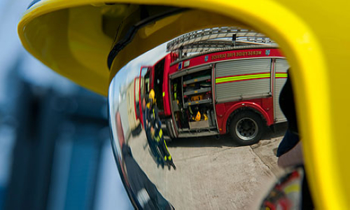 ����320������Ա����ÿ���������31258Ӣ�����㣩