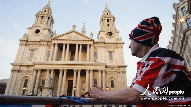 ܶǰһʥ޴⣬Ϊռһ̵ܿλá