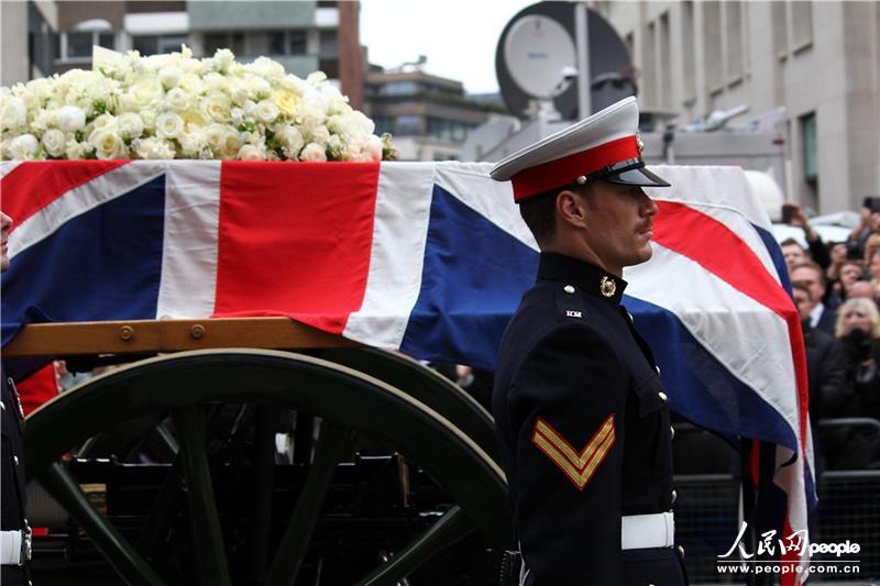 417磬Ӣǰж˵ʥ޴þСжѡӰУ