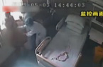 男子轻生护士忍挨拳阻拦
