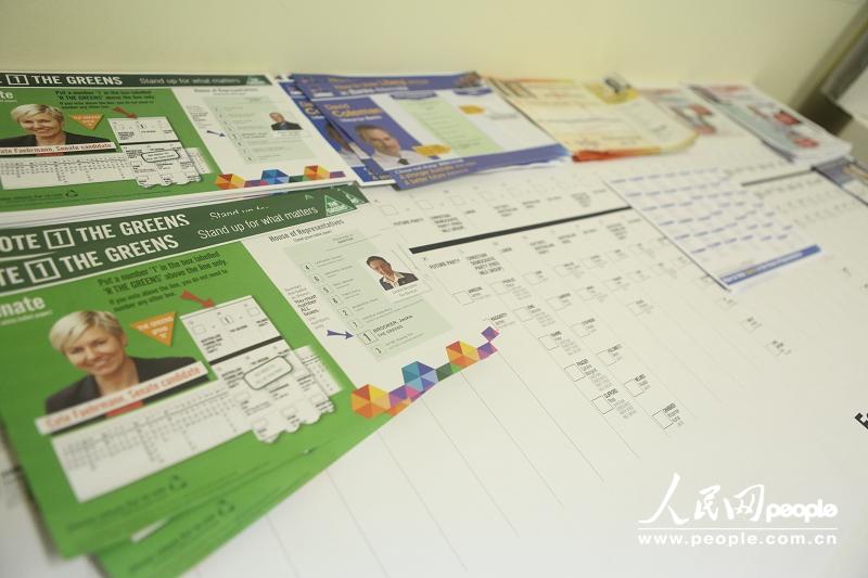 ͶƱվڣѡ˽ԵʾѡƱڷָʾ¡Ĵǵ44ѡ201397վСӰ С