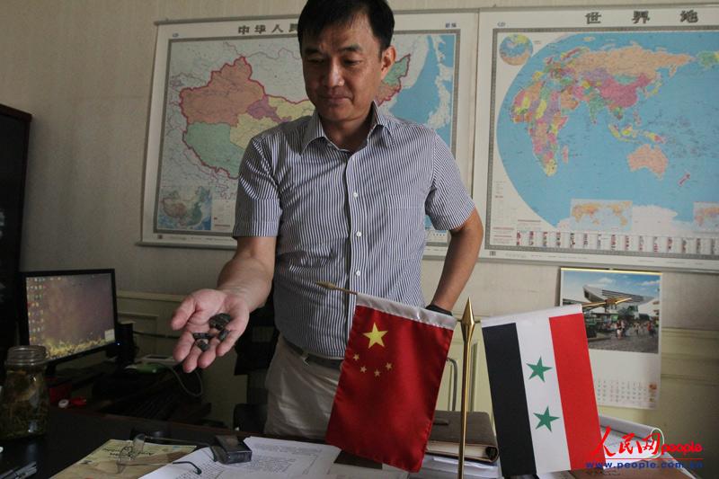 йפǴʹѸİ칫ڷżȰߣ´αϣϰԵؽα򴰻һ࣬ǾһضȻڵƬɽķϣ鲻ǰ̨ϵĵƬһĴָСͼΪѸʹչʾ칫̨ϵȻڵƬפǼ 㣩