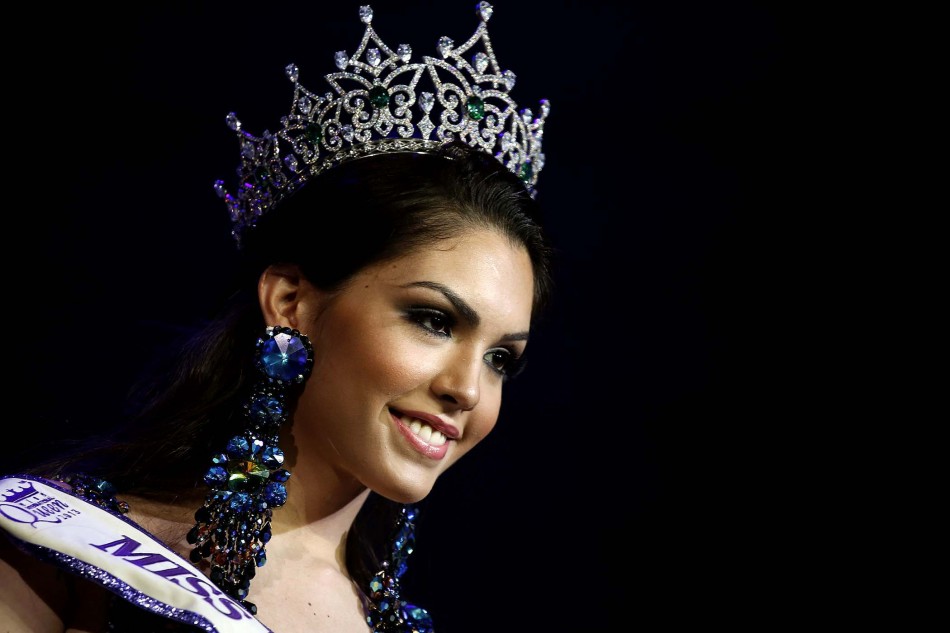 国际变性人选美 18岁巴西模特赢后冠(图)