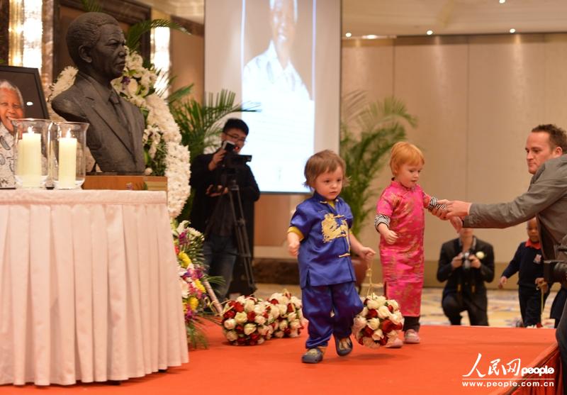 �ϷǶ�ͯ�����������������ʻ�������Ӱ������������ ������