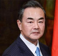 ⳤз     ⳤڡйĳƣзëϯʹֽλΰ˸հԶξϣҲʷзϵʷϵҪ̱ΰҴӴ˸ӽܵϵһ50굯ָһӼ䣬зϵ߹һβƽĵ·Ȼ鲻ͬչ׶κĻҲԲ죬ǿҵĶ񣬶ᶨ༫͹ʹϵӶԷΪҪ飬ʼռѺúĴڴ˻ϣܹʾƺԶ˺ܴ仯зϵȴʼճ졣