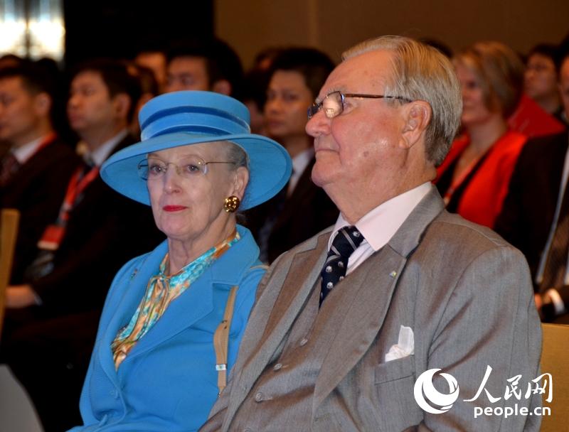 ŮϾϯɳչᣨӰ ֣ͤ