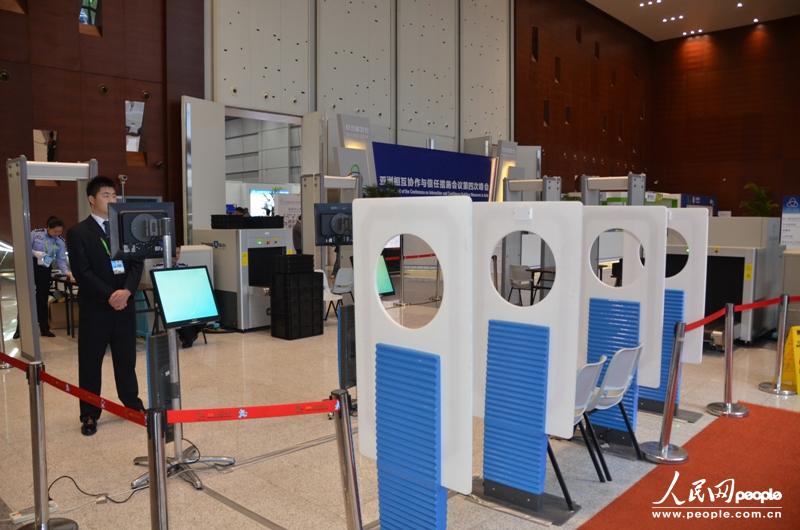 �������İ����ϸ񡣰�������������������ڴ������а�ȫ����֤�����顣