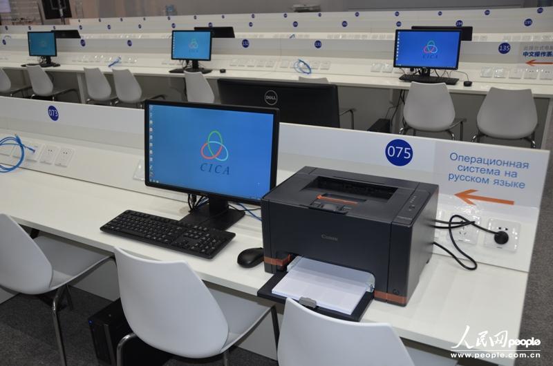 ��������ý�幫�����������50������λ�ṩ̨ʽ�������ԣ���Щ���ԵĲ���ϵͳ�������԰���ͼ�е��Բ���ϵͳΪ����档