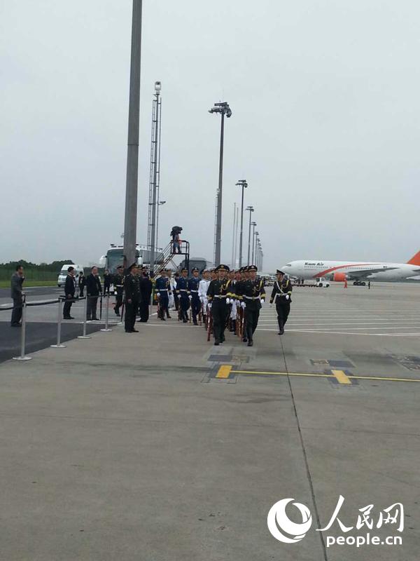 ר���ִ�ǰ�����̶Ӳ�����ڻ�ƺ������Ӱ ������