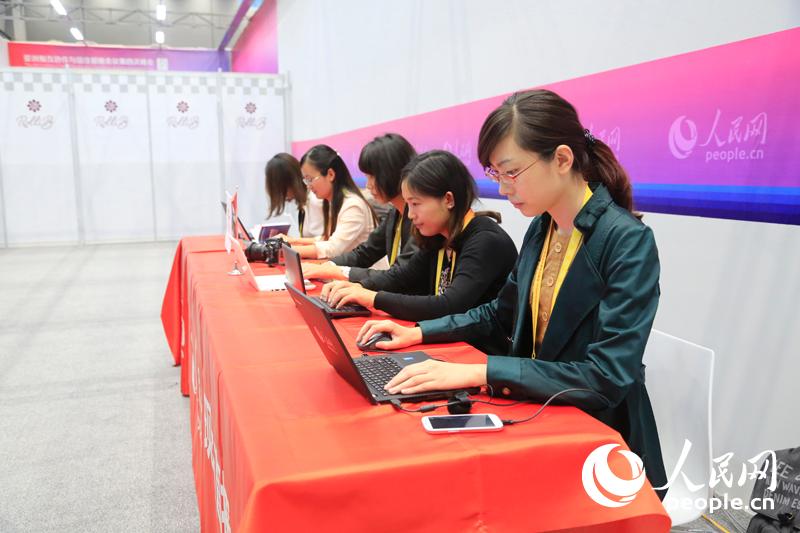 ����:������ǰ��������Ϊֱ��ϰ��ϯ���Ž�����׼����2��