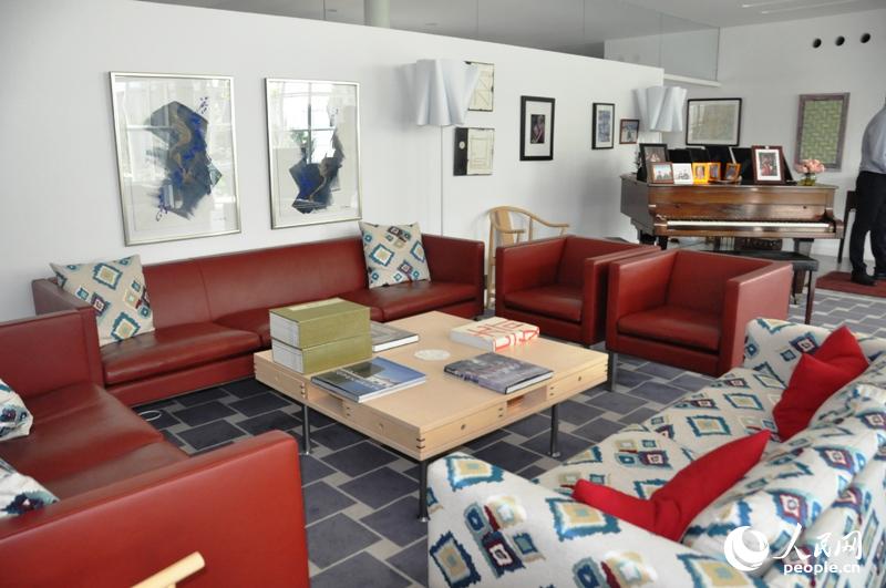 ���ȵ���һ�౻�ָ�ɼ�����������������һ����һ���򵥵Ļ����������Ӱ�������� ֣��ͤ��