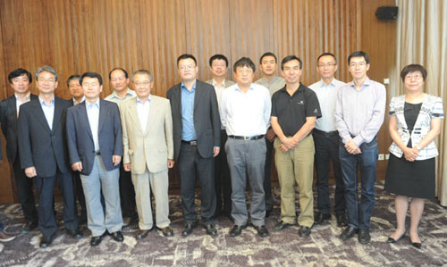 首届中韩网络意见领袖圆桌会在京举行(图)