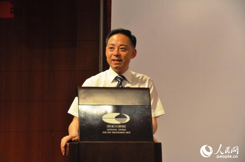 �й����Ҿ���Ժ��Ժ���ڿ��ǣ���Ӱ�������� ֣��ͤ��