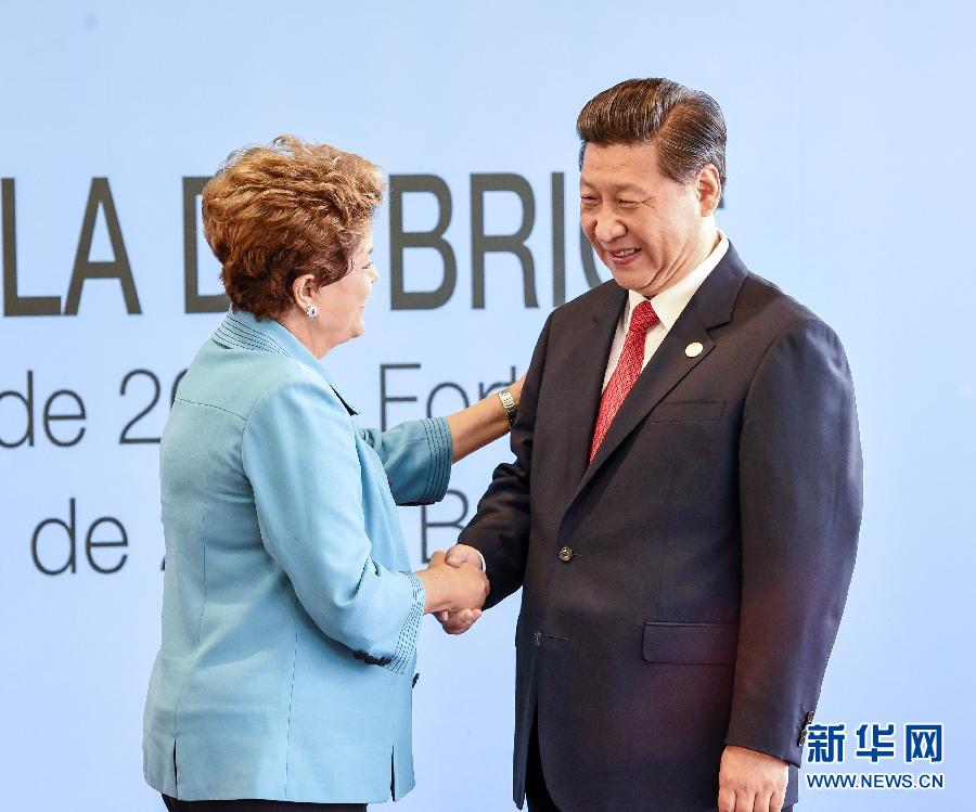 7��15�գ�������ϯϰ��ƽ�ڰ�������������ϯ��ש�����쵼�˵����λ�����ǰ�����ͳ������ӭ��ϰ��ƽ��ϯ�� �»������ ��ѧ�� ��