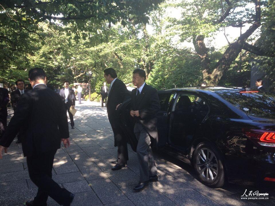 ������ ������