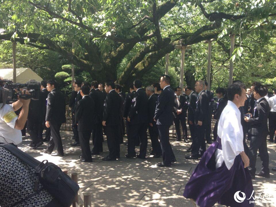 ����ʱ��8��15������11�����ң������ձ�������Ա���뾸������ΰݡ��������� �����㣩