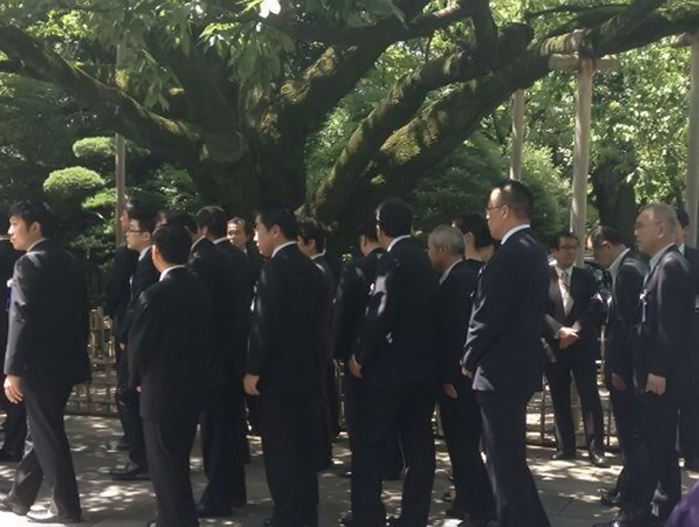 �����ձ�������Ա���뾸������ΰ�