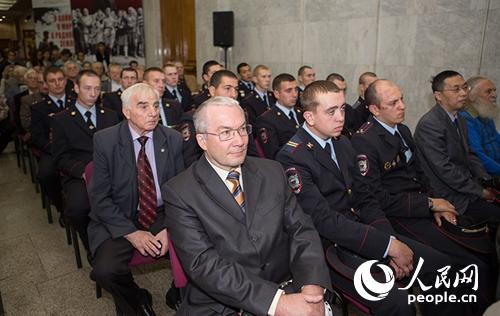 ��Ļʽ�ֳ������������� ������ �㣩