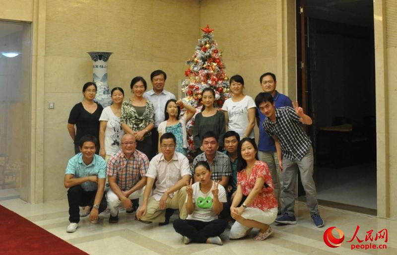 פصʹԪ֮ҹʹݱĹԱӰ