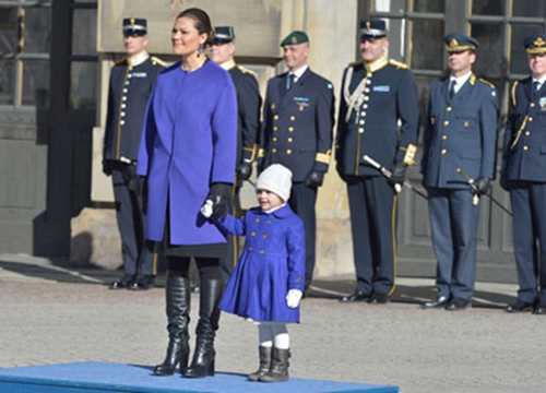 (图片来源:《瑞典妇女报》)