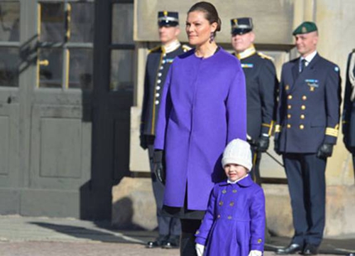 (图片来源:《瑞典妇女报》)