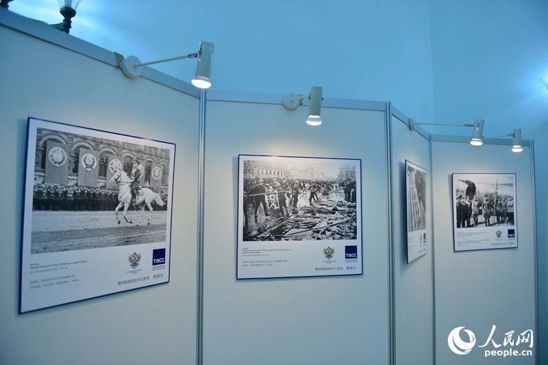 ����ս��ͼƬչ