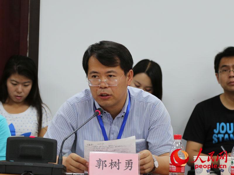 �Ϻ�������ѧ���ʹ�ϵ�빫������ѧԺԺ���������ݽ� ��������