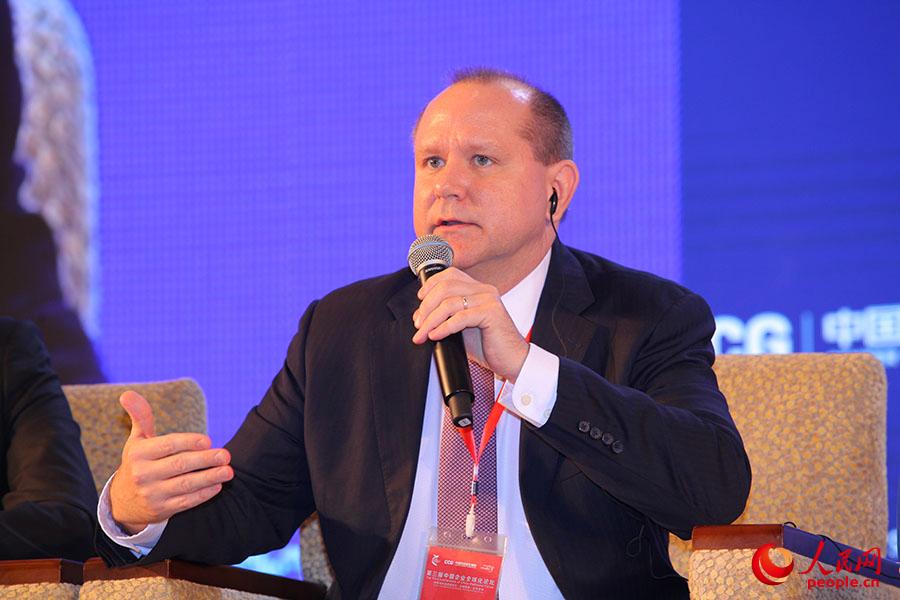 ά˹˹˾ȫܲü̫йܲChristopher Beaufait