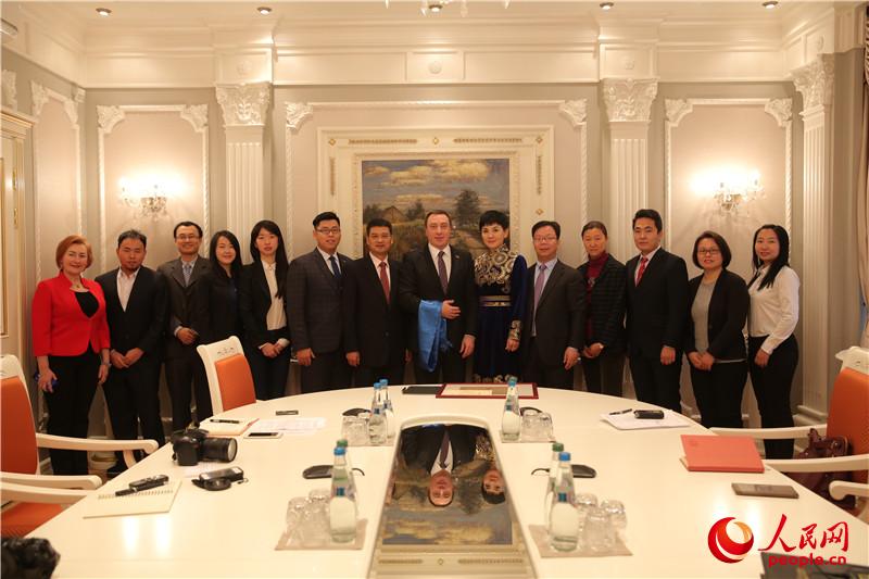 ˹ŵ�տƷ���ɷ��ų�Ա