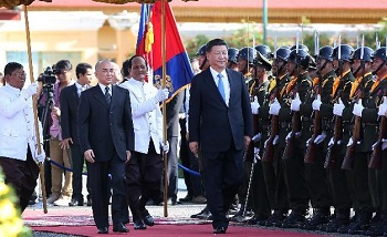 10月13日至14日 访问柬埔寨