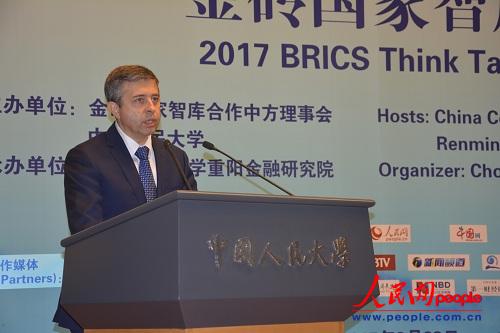 俄罗斯驻华使馆公使衔参赞季诺维也夫 刘亚洁摄