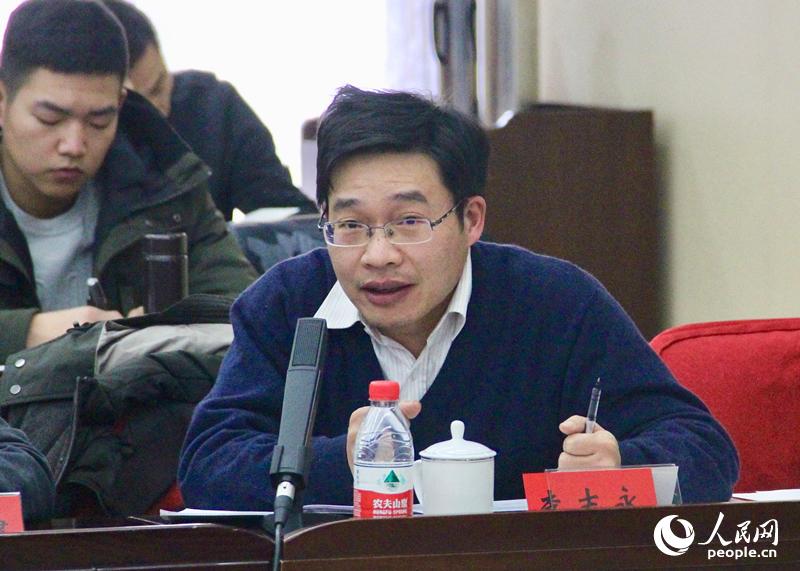 ⾭óѧʹϵѧԺ־ԣ 㣩