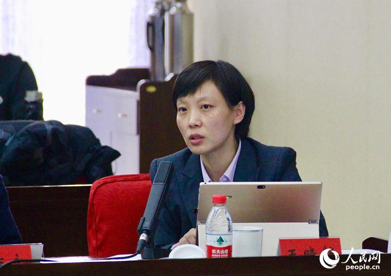 йװ첿ά;ѵĽʦ  㣩