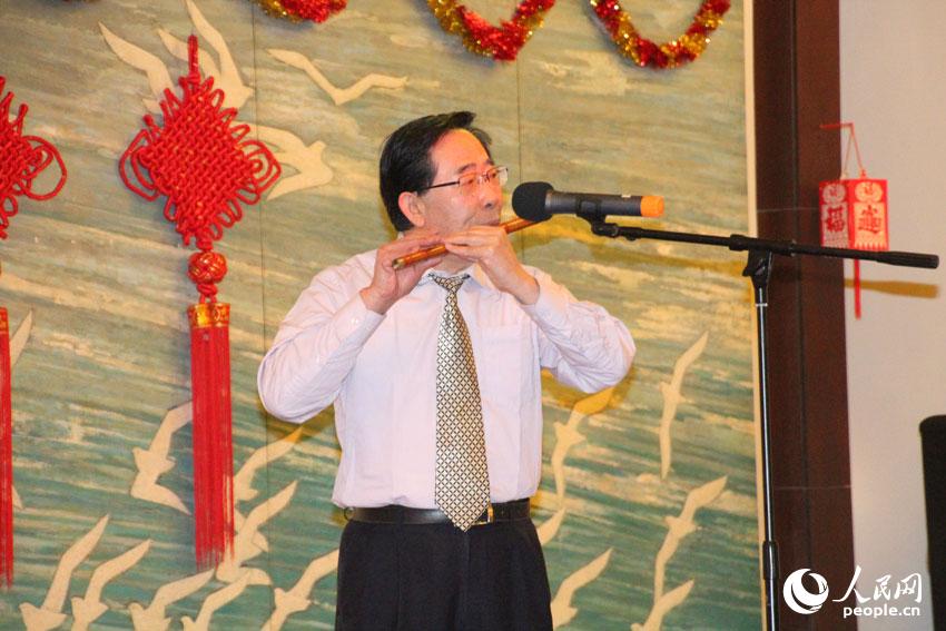 פ�Ϸ�ʹ�ݾٰ��״�ʹ�������ϻ��Ȼ��ˡ����ʻ����´������᡾8��