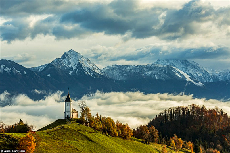 ˹�����������˷羰