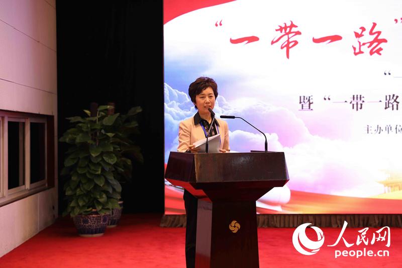 ѧίǡѧһһ·ȫоԺԺһһ· ǿ˹ͬ³Ӱ