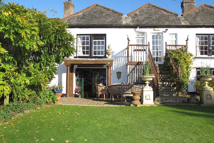 Fingalsλ�ھ�����غ��ϣ�Dart River���羰�续��Dittisham��ׯԼһӢ���ɽ���С�