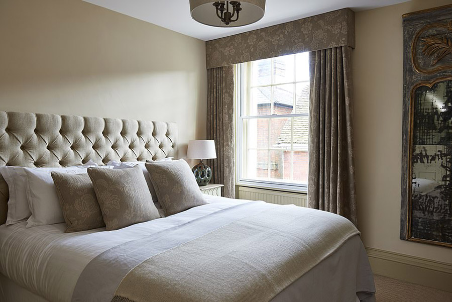 Ryde House�Ƶ������һ��ͷ���λ��������˹��Petworth��С��