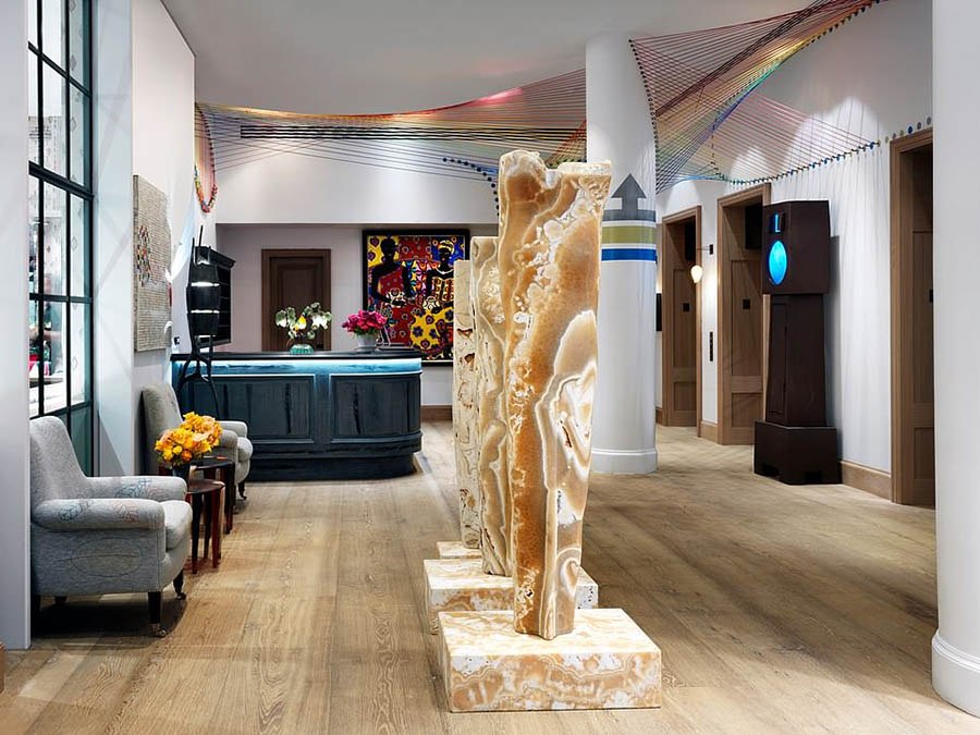 �Ӵ����������ǹ�ɫ��ѩ��ʯ������