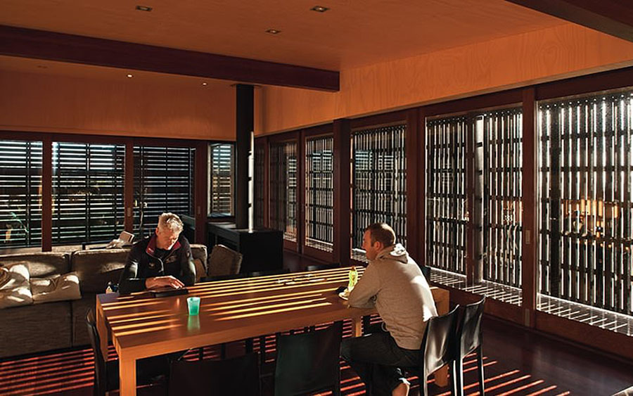 �÷����ɰ¿�����Crosson Architects��ƣ����Һ�����ҵȿռ䶼Χ�����ض���������