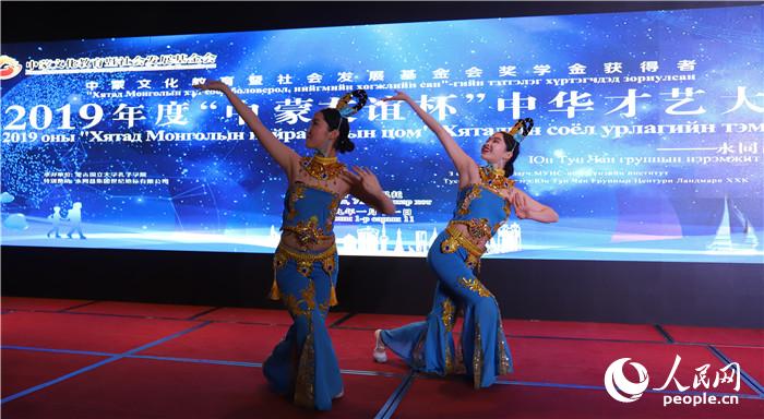 111գɹŹϣѧŵ赸˫ͷĴ˵