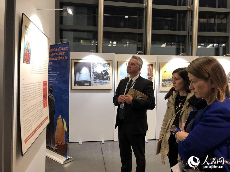 ŷޱĸﵳϯŷṤԱڹۿͼƬ߷Өܰ