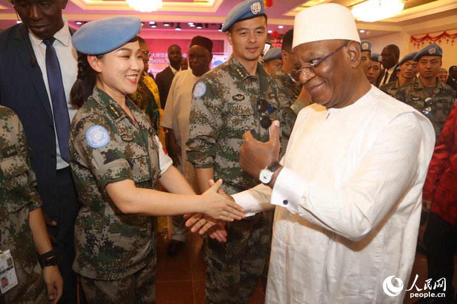 ����Ͽ�����ͳ��ά�͹ٱ��������ֲ����Ͻ��յ�ף��