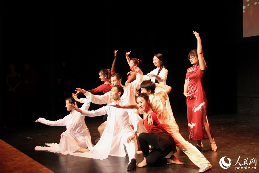 ͼΪ׶شѧʷ˹赸ݿѧԺлĻݡ