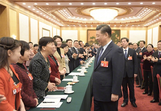 ϰƽȫ績ŮԽյףغõף     8磬йǡϯίϯϰƽμʮȫ˴λϴ飬ڡˡͶŮڵ֮ʣ룬μȫŮŮίԱŮԱȫ績ŮԽյףغõף